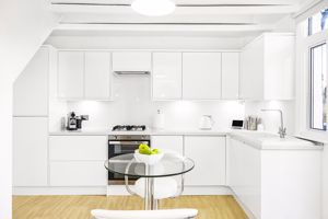 Kitchen- click for photo gallery